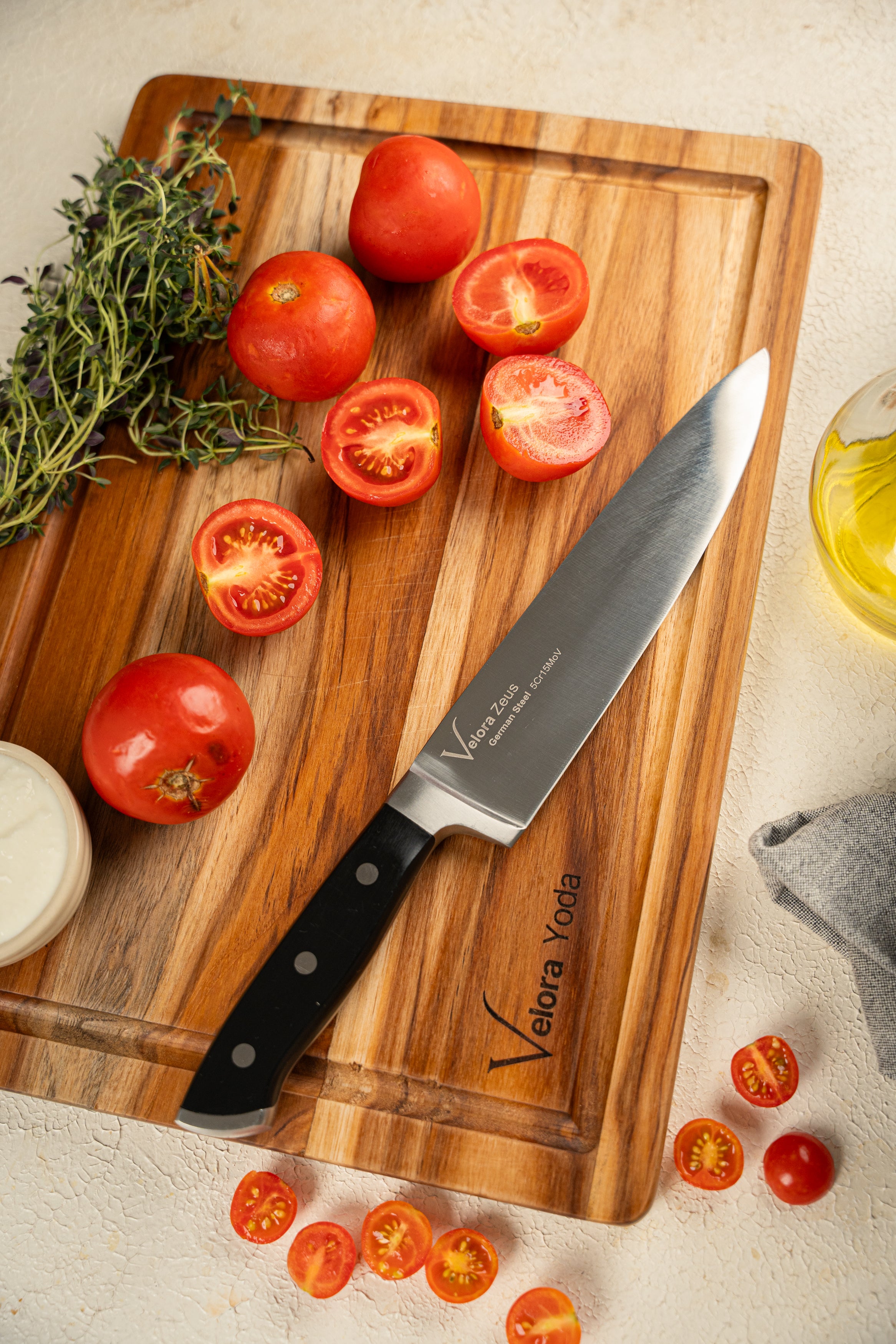 Velora Master’s Duo - Zeus Knife + Yoda Chopping Board